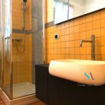 SLT109(09 bagno doccia finestra